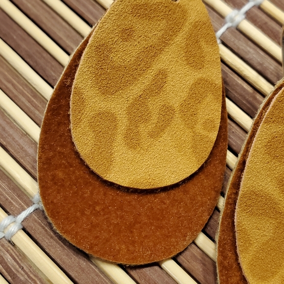 HANDMADE Leopard print double layer faux suede earrings!! - Picture 4 of 5